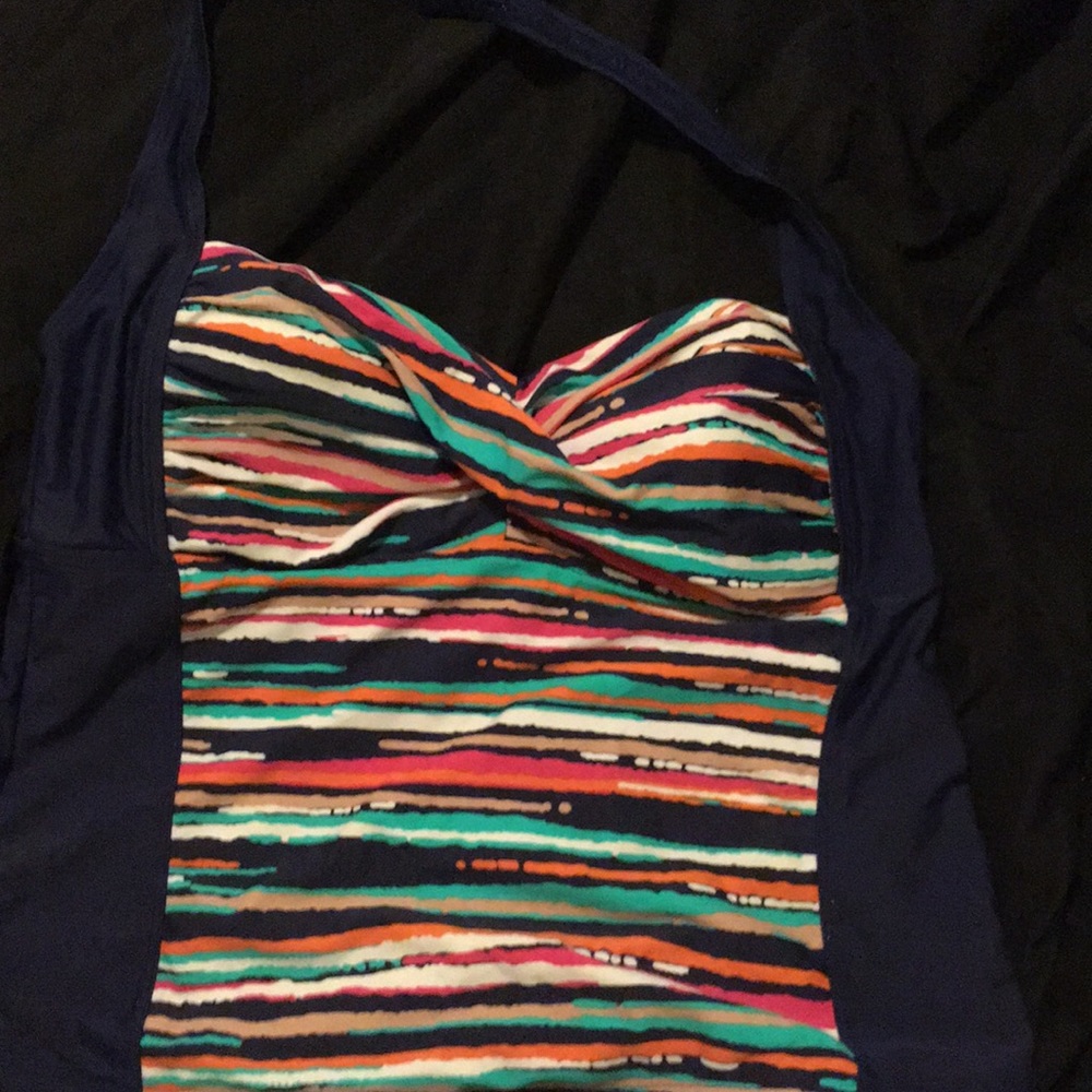 Bathing suit